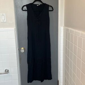 Vintage Y2K Johnny Was Black sleeveless midi dress w embroidery details xs/s